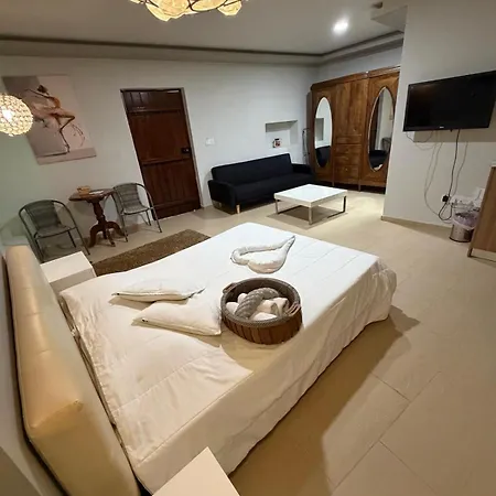 Esperando Hotel de apartamente 4*