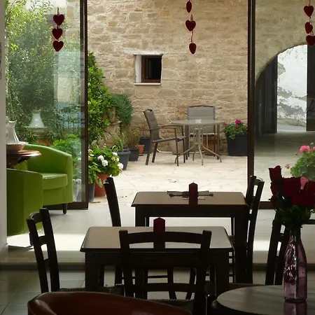 艾斯佩兰朵公寓式酒店