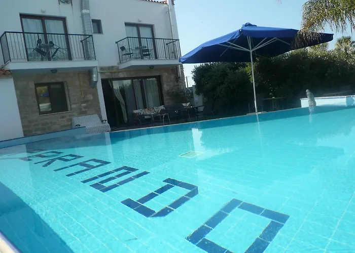 Apartmanhotel Esperando Maróni